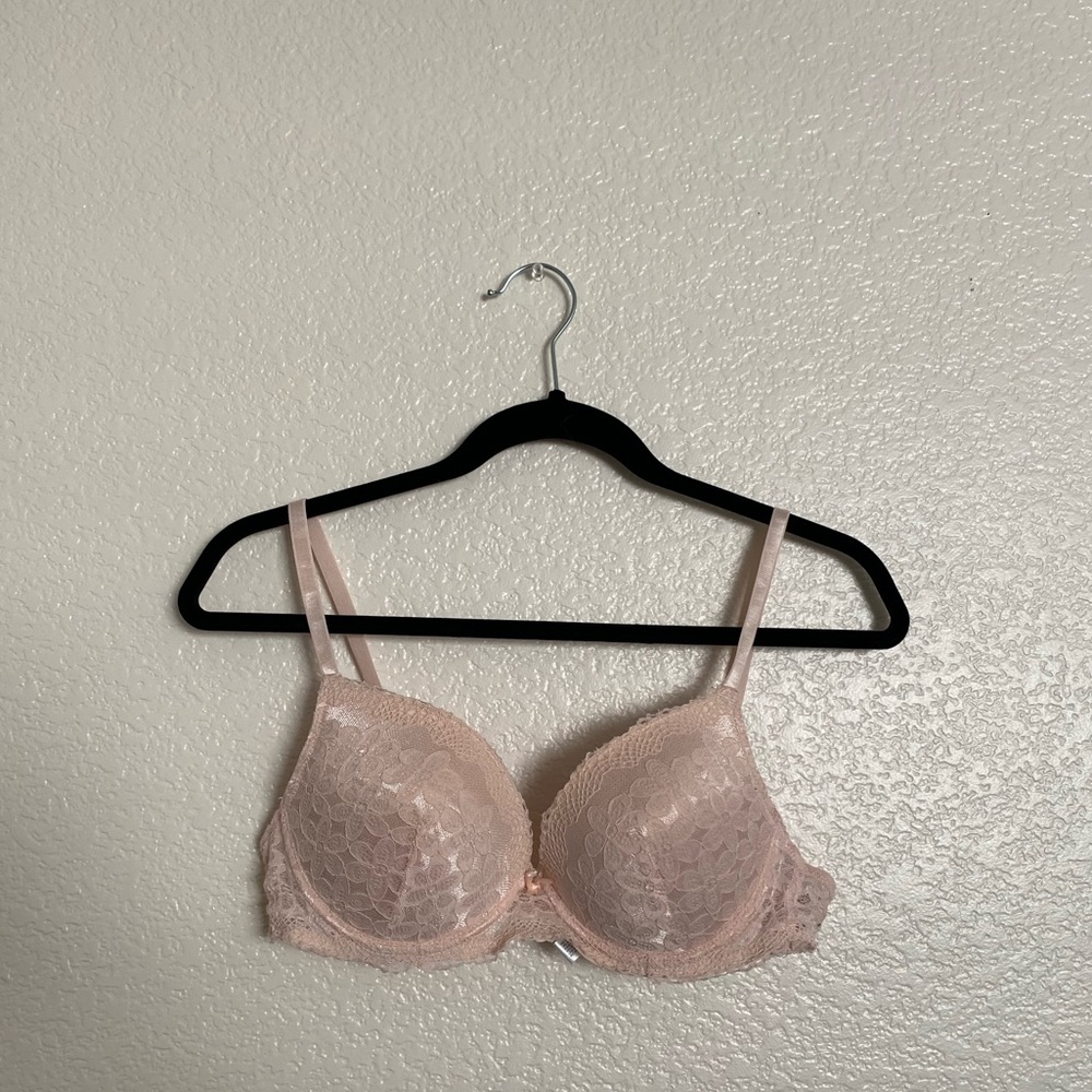 3 Lace Bras!!